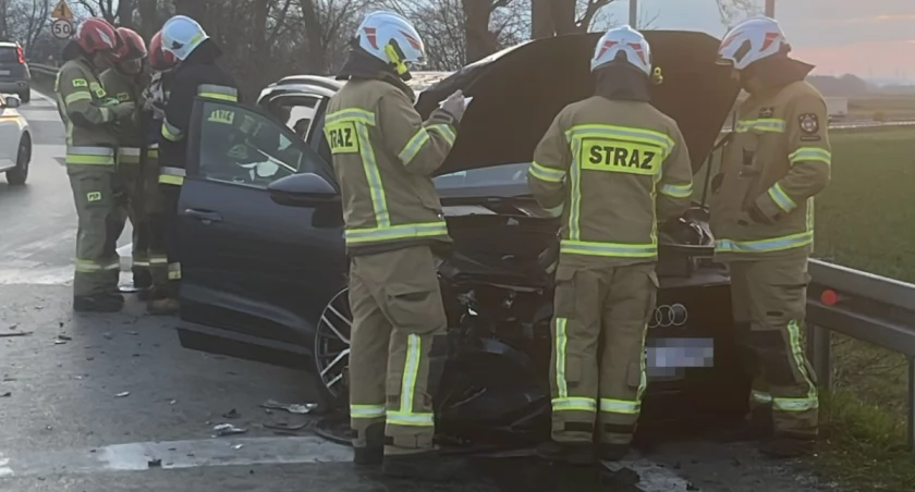 Wymuszenie pierwszeństwa przejazdu na węźle Kostomłoty