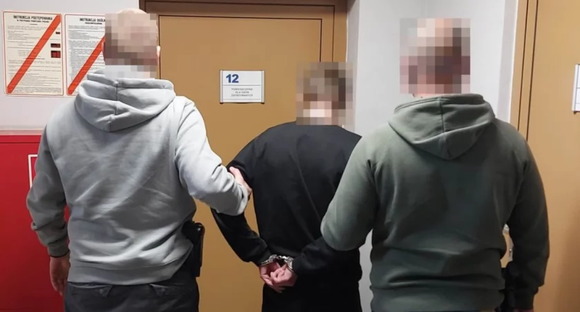 Sprawcy włamania na plebanię w rękach policjantów