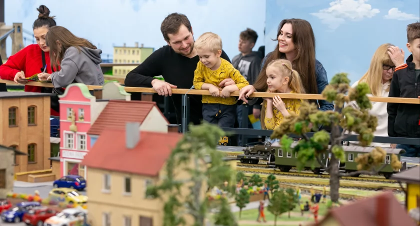 Kolejkowo jako pierwsza atrakcja turystyczna w regionie wprowadza dynamiczne ceny na wakacje!