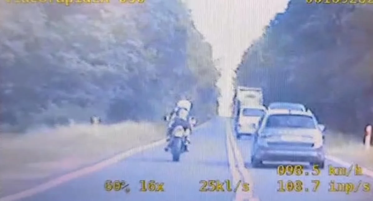 4750 zł mandatu oraz 65 punktów karnych dla lekkomyślnego motocyklisty