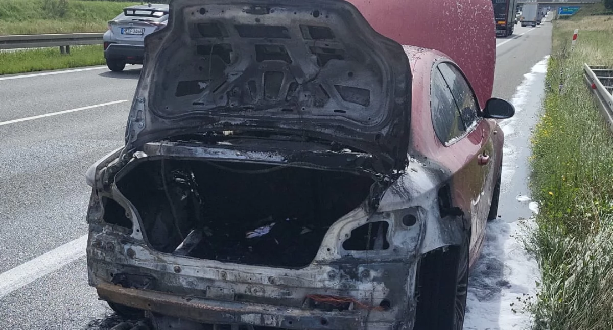 Pożar BMW na A4 w kierunku Katowic