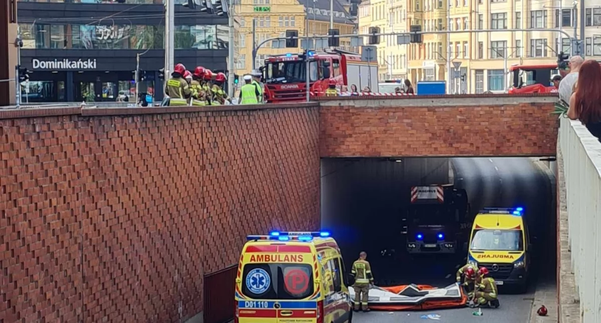 O krok od tragedii w centrum Wrocławia. Młody mężczyzna chciał odebrać sobie życie