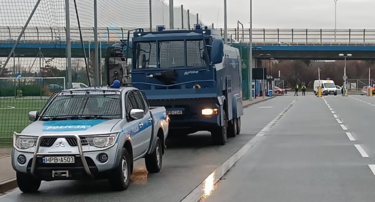 Wrocławscy policjanci zabezpieczali mecz pomiędzy drużynami Piast Gliwice a WKS Śląsk Wrocław