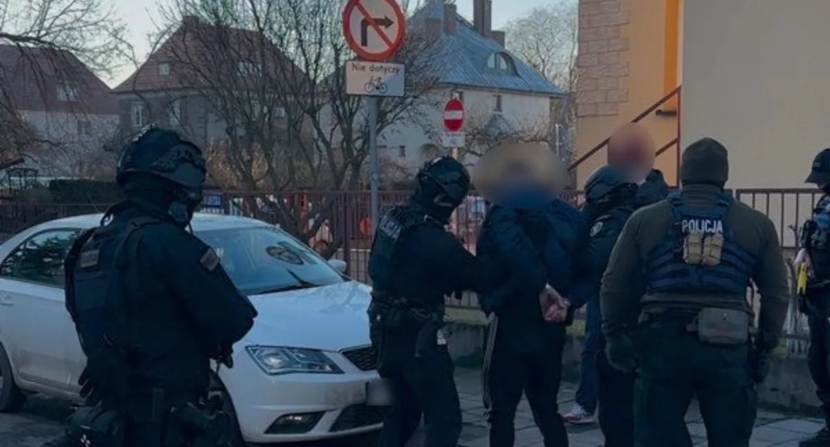 Zamienił życie dwóch kobiet w piekło. 32-letni mieszkaniec Wrocławia zatrzymany za gwałt oraz długotrwałe znęcanie się psychiczne i fizyczne
