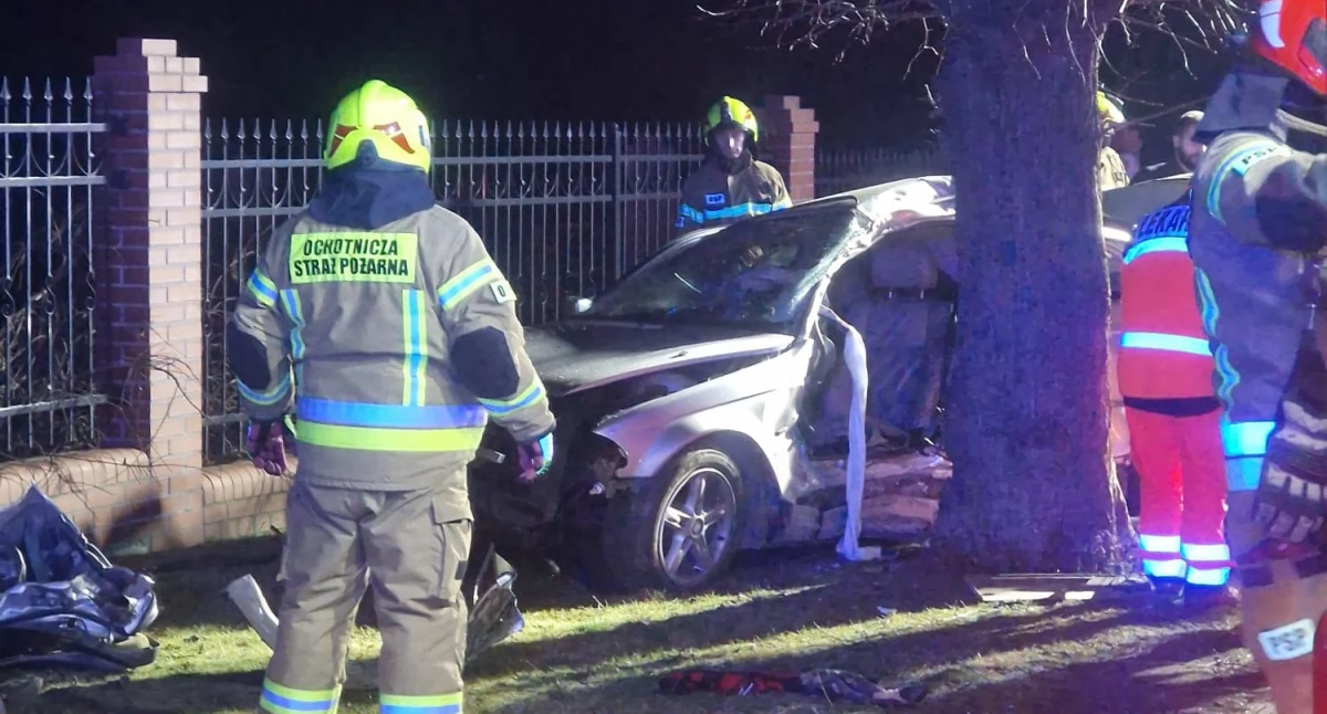Tragiczny wypadek w powiecie jaworskim. Kierowca BMW poniósł śmierć na miejscu