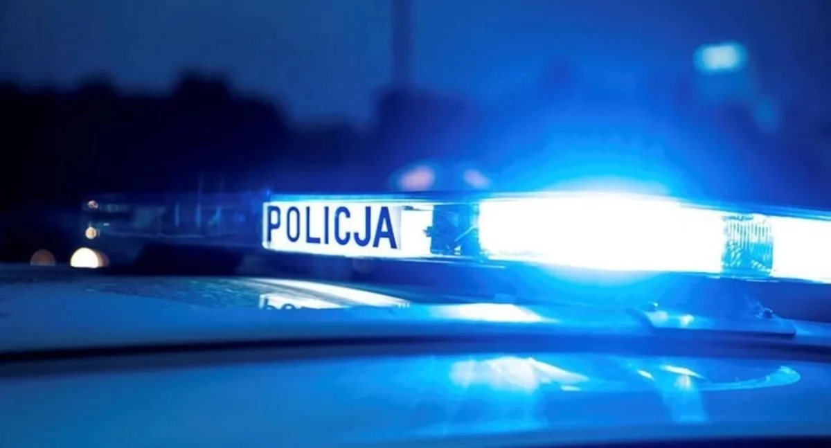 Zabarykadował się w mieszkaniu i chciał odebrać sobie życie podcinając gardło. Tragedia w gminie Kąty Wrocławskie