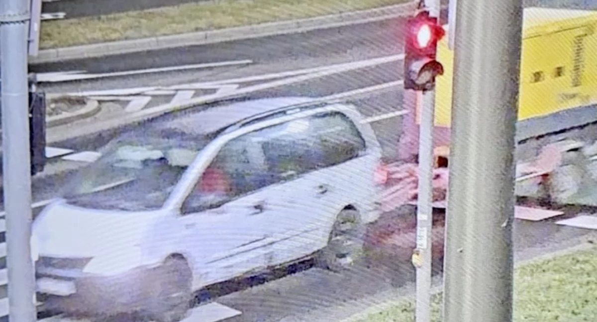 Zbrodnia prawie doskonała. O dwóch takich co chcieli przemalować auto by ukraść agregat, ale brakło im farby