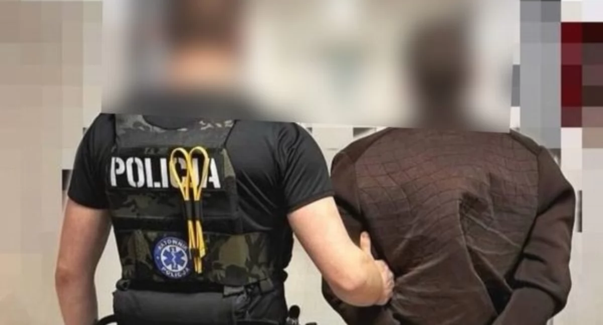 Taksówkarz groził repliką broni podczas sprzeczki na drodze. 51-latek usłyszał już zarzuty