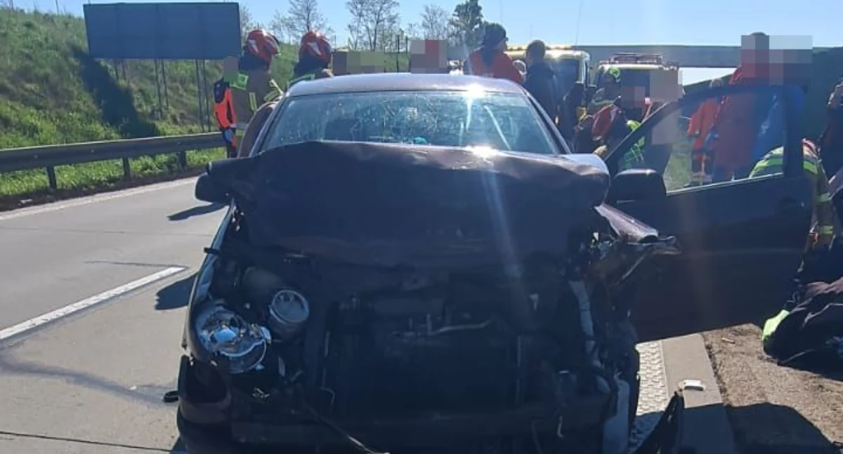 Karambol na autostradzie A4. Siedem osób zostało poszkodowanych. Na miejscu lądował LPR