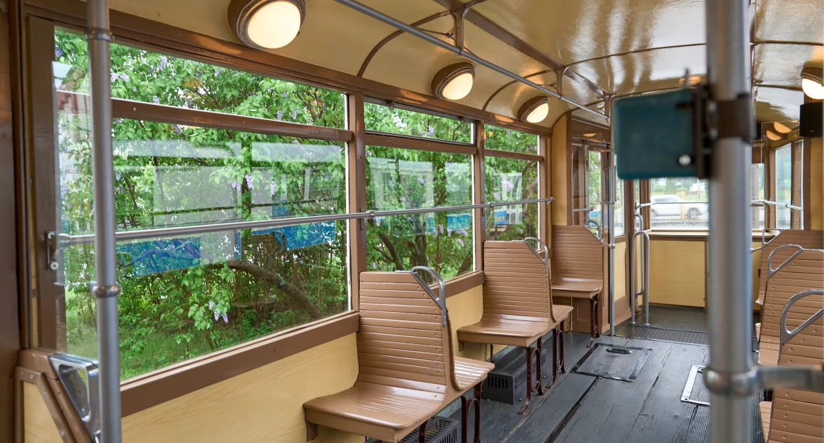 Mkną po szynach z epoki tramwaje. Zabytkowe pojazdy znowu na ulicach Wrocławia!