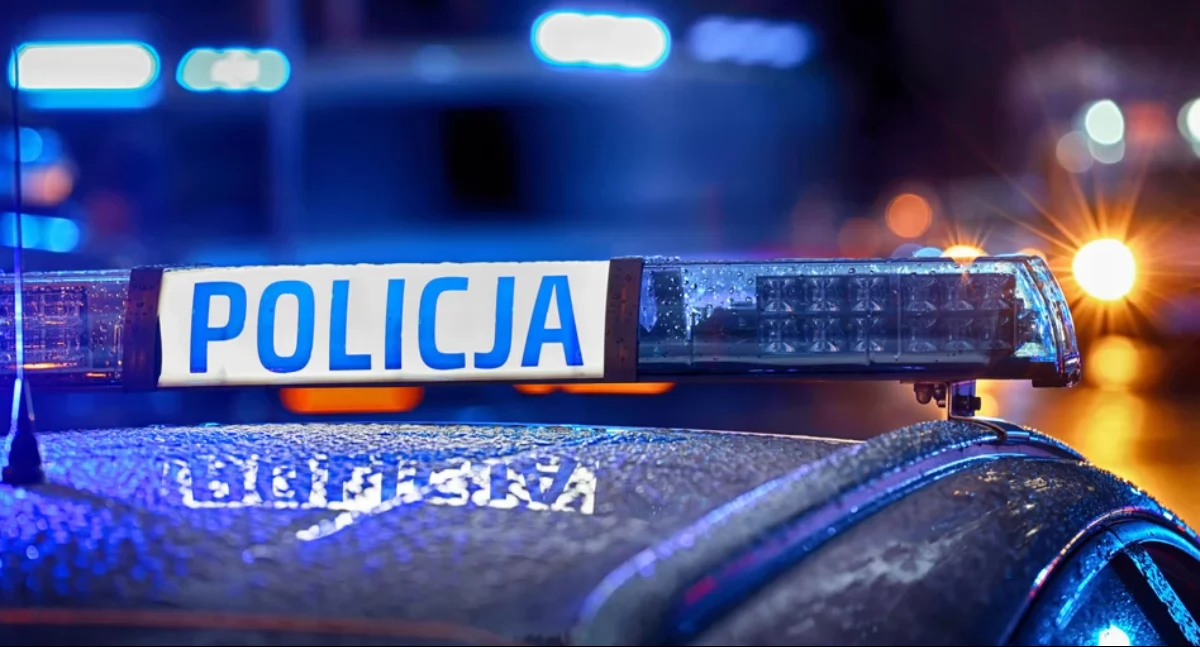 Szybka reakcja wrocławskich policjantów i troska znajomego uratowała życie starszej kobiety