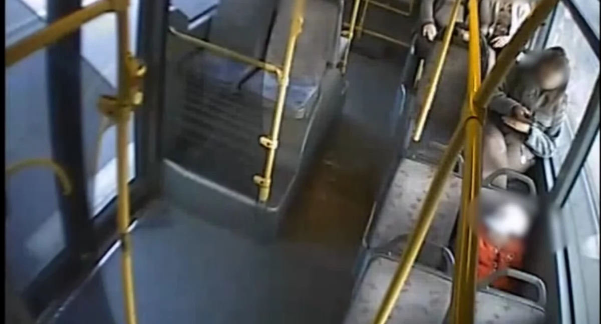 Bohaterski kierowca MPK uratował 4-latka, który sam wsiadł do autobusu. Szybka reakcja zapobiegła tragedii