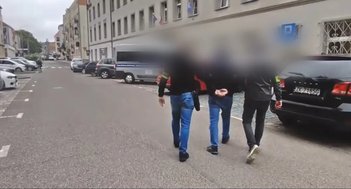 Zmieniał wygląd, fałszował dane. Przed policją ukrywał się przez 10 lat. Zatrzymali go dolnośląscy Łowcy Głów