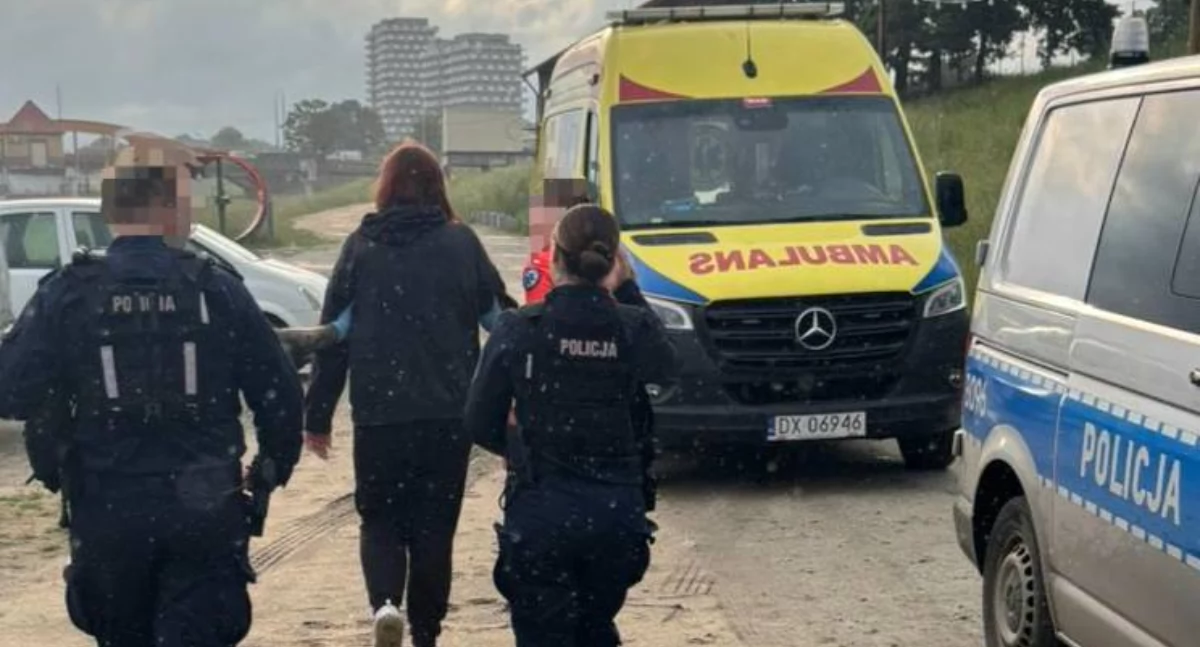 Poranna akcja służb w pobliżu Mostu Osobowickiego. Ratownicy WOPR ocalili życie 24-latki