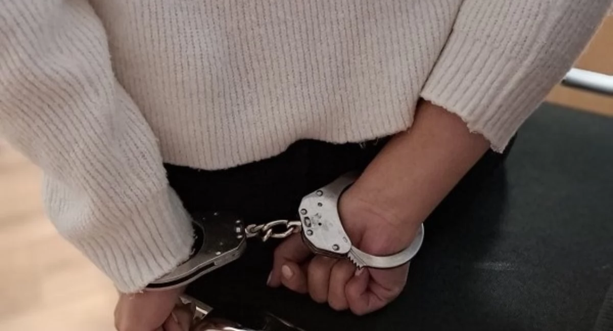 Znęcała się nad mężem, nie stosowała do postanowień sądu i znieważyła interweniującą policjantkę – została tymczasowo aresztowana