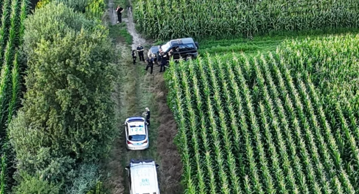 Pijany, bez prawa jazdy i w kryzysie emocjonalnym. 48-latek uciekał po polach przed policją. Dramatyczna akcja służb zakończona zatrzymaniem