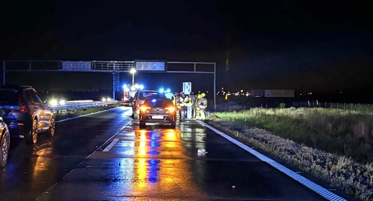 Śmiertelny wypadek na A4. Pieszy zginął pod kołami busa. Autostrada w stronę Wrocławia zablokowana