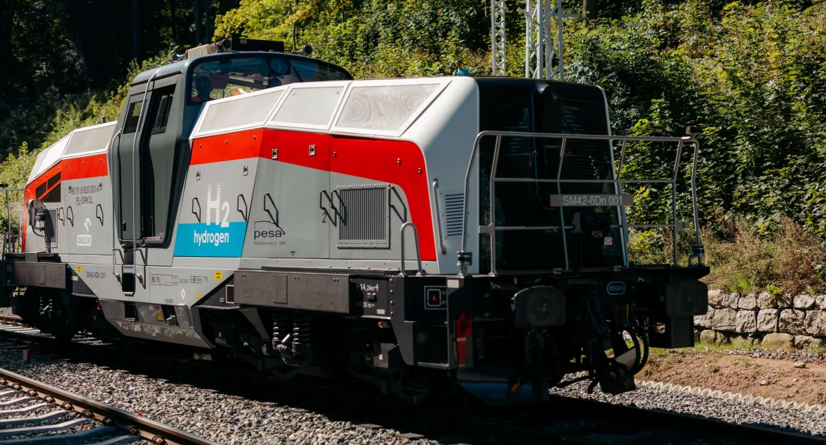 Wodorowa lokomotywa na linii Jelenia Góra - Karpacz