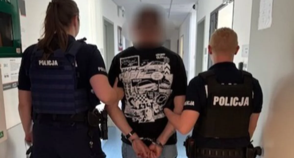 Groził śmiercią czterem osobom i oddał strzały. 47-latek odpowie za atak motywowany narodowością