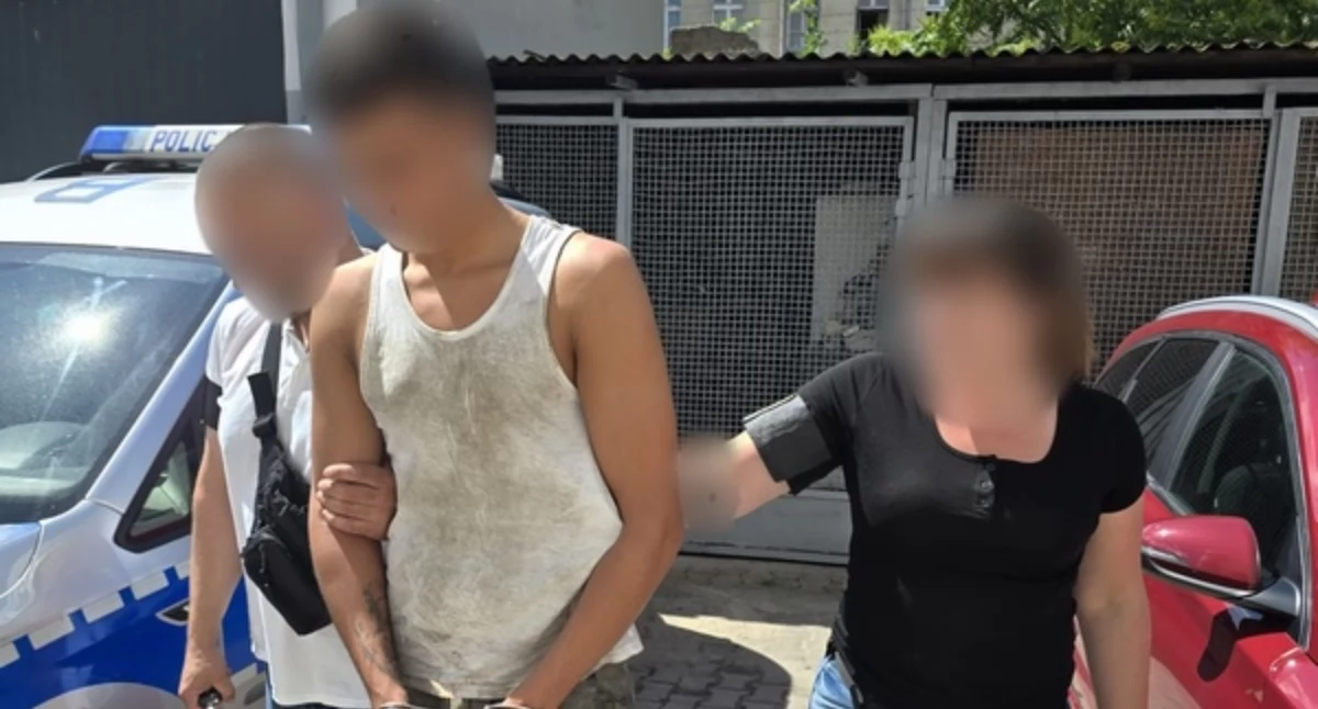 Pościg jak z filmu we Wrocławiu. 19-latek uciekał autem, pieszo i wpław przez Odrę