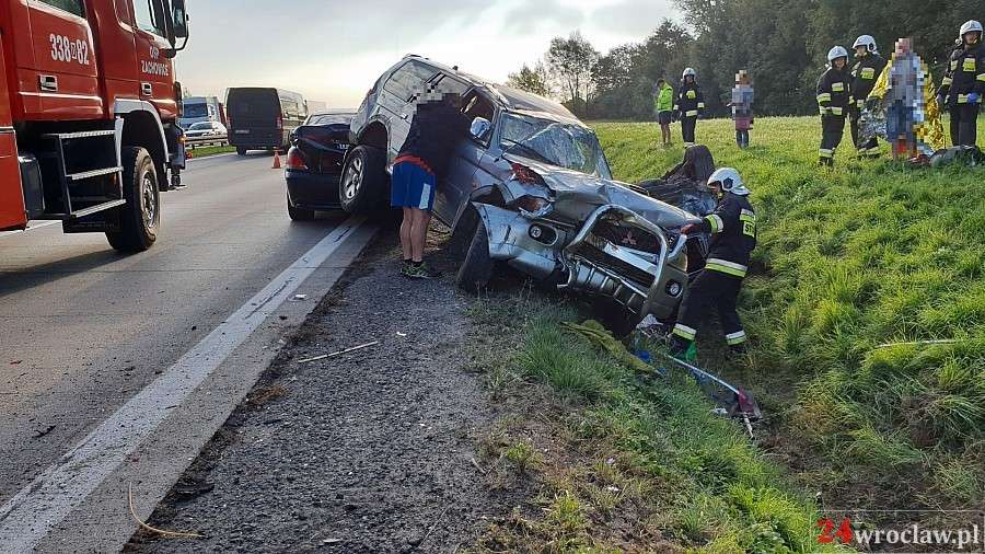 Zderzenie trzech aut na autostradzie A4 pod Wrocławiem