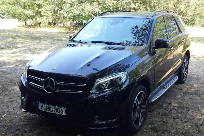 Policjanci odzyskali skradzionego Mercedesa o wartości pół miliona złotych