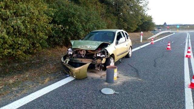 Auto osobowe na barierach