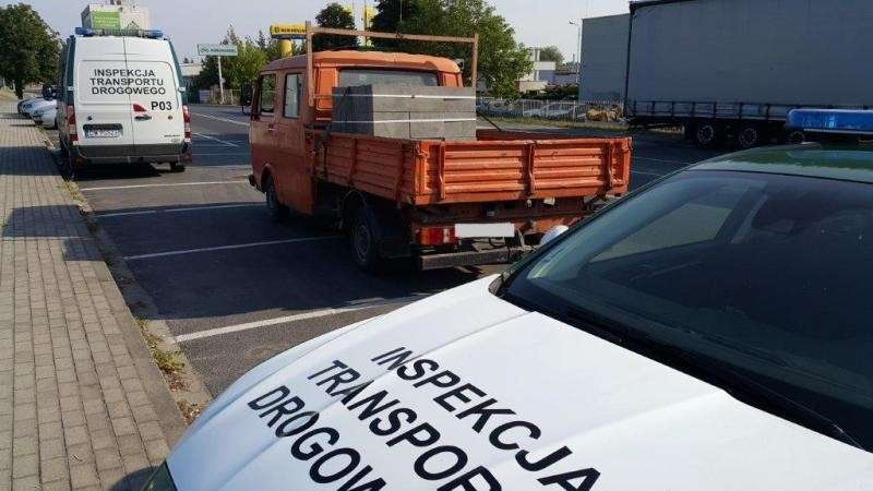 Przeładowane auto dostawcze