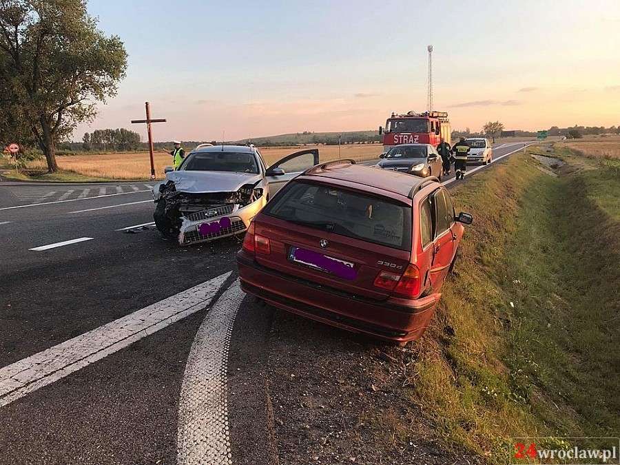 Wypadek pod Wrocławiem. Dziecko w szpitalu