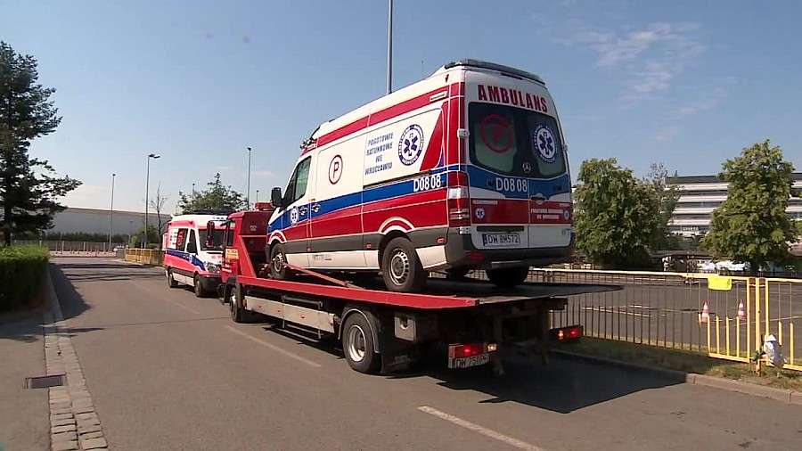 Policja zarekwirowała ambulans z powodu zbyt wysokiej wagi