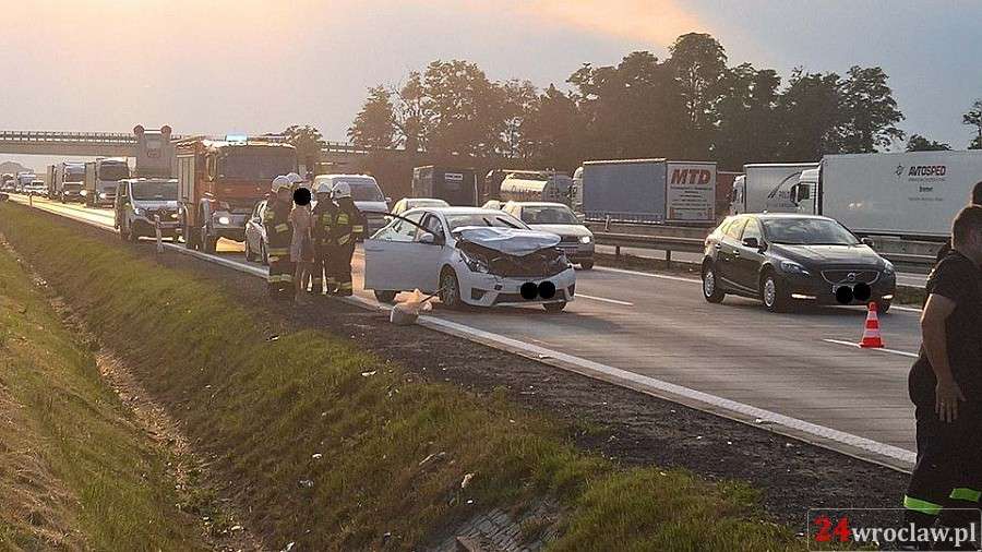 Groźnie wyglądające zderzenie na A4