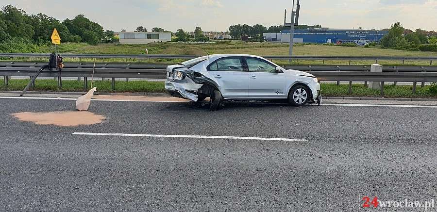 Karambol na A4. Zderzyły się 4. pojazdy