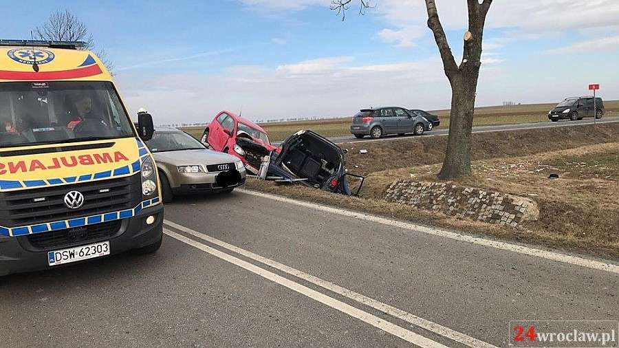 Zderzenie na drodze krajowej nr 5 