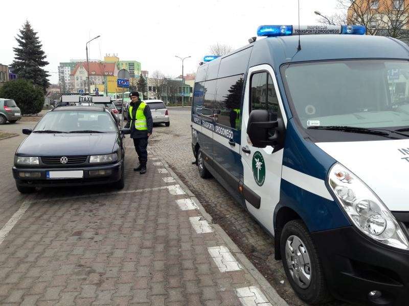 Taxi bez przeglądu, OC i taksometru
