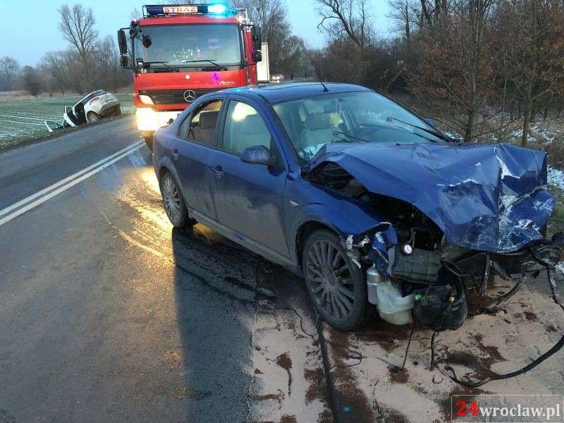Czołowe zderzenie pod Kątami Wrocławskimi