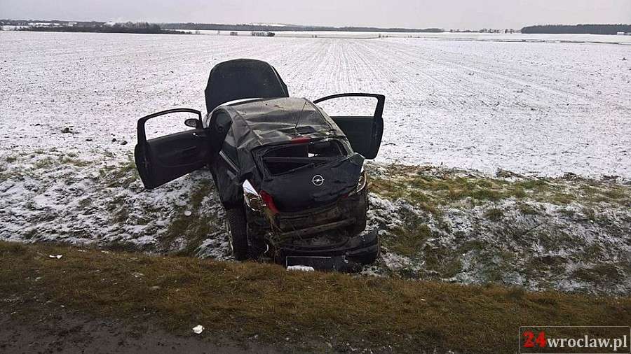 Dachowanie na drodze krajowej nr 5