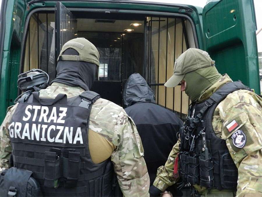 Poszukiwany przez Interpol został zatrzymany na wrocławskim lotnisku