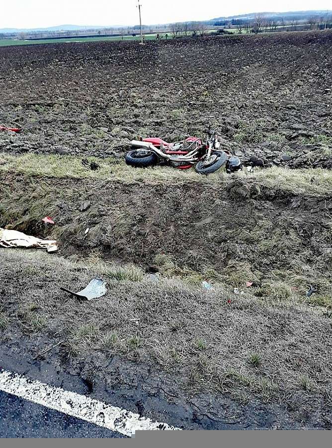 Zderzenie auta osobowego z motocyklem