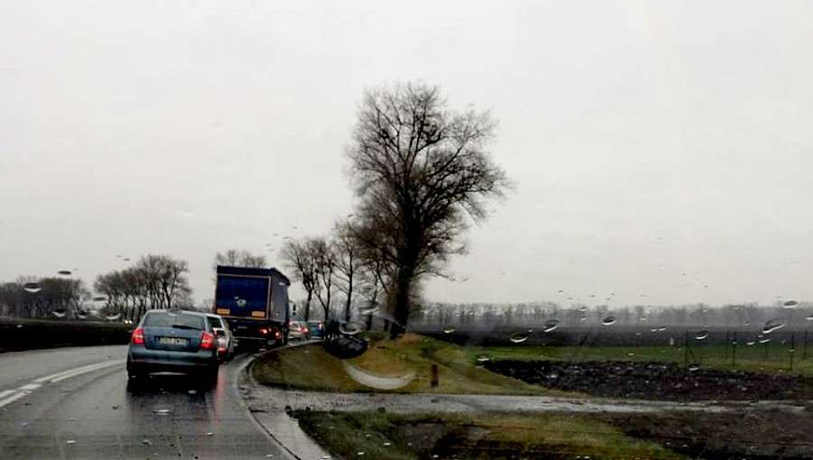 Dachowanie na trasie Strzelin - Wrocław