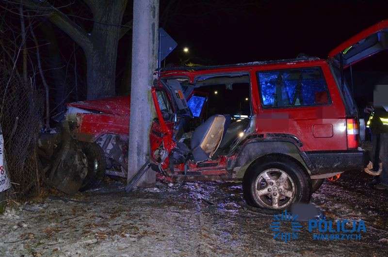Nietrzeźwy spowodował wypadek drogowy.