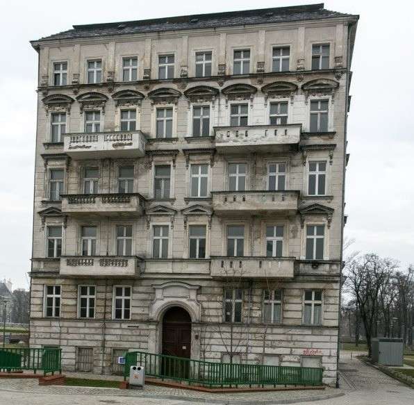 Sprzedaż kamienicy Wyspa Słodowa 7