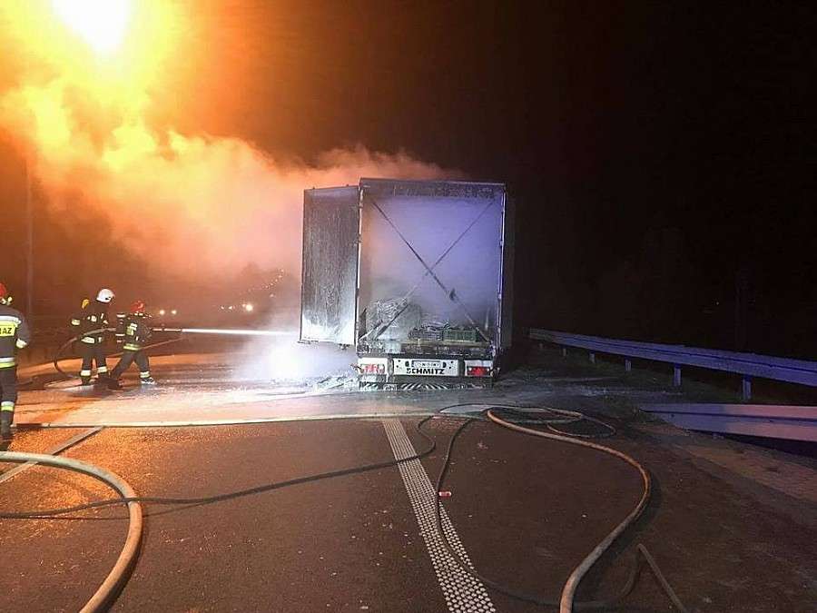 Pożar ciężarówki na A4
