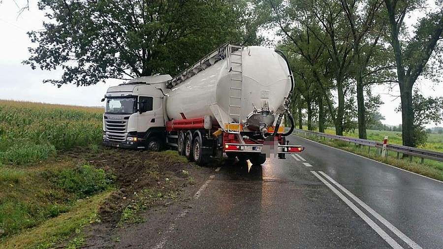 Cysterną do rowu