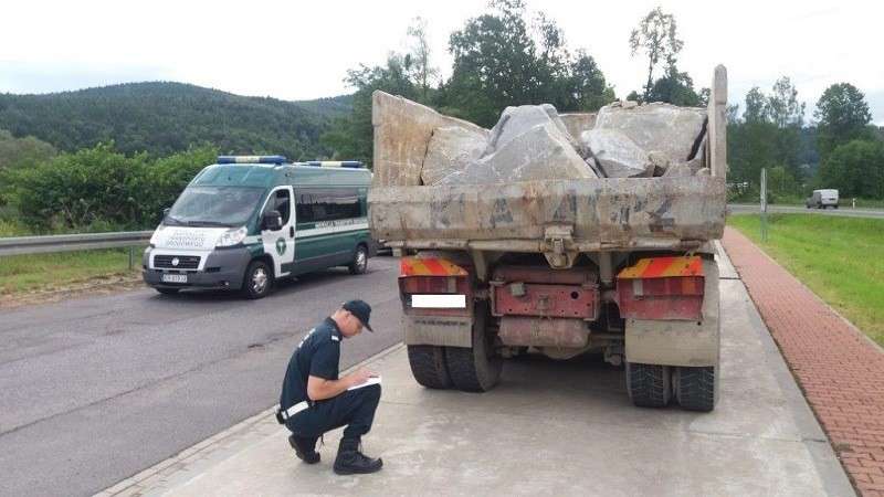 Nie zabezpieczył przewożonego ładunku 