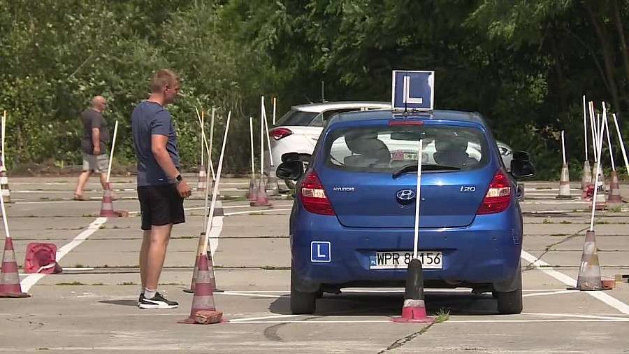 Kontrowersyjne zmiany dotyczące szkolenia kierowców i systemu egzaminowania