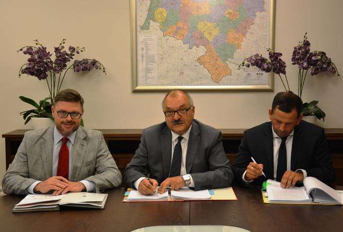 Dwie ważne inwestycje w gminie Prusice ze wsparciem marszałka 