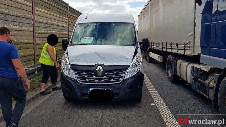 Zderzenie trzech aut na autostradzie A4