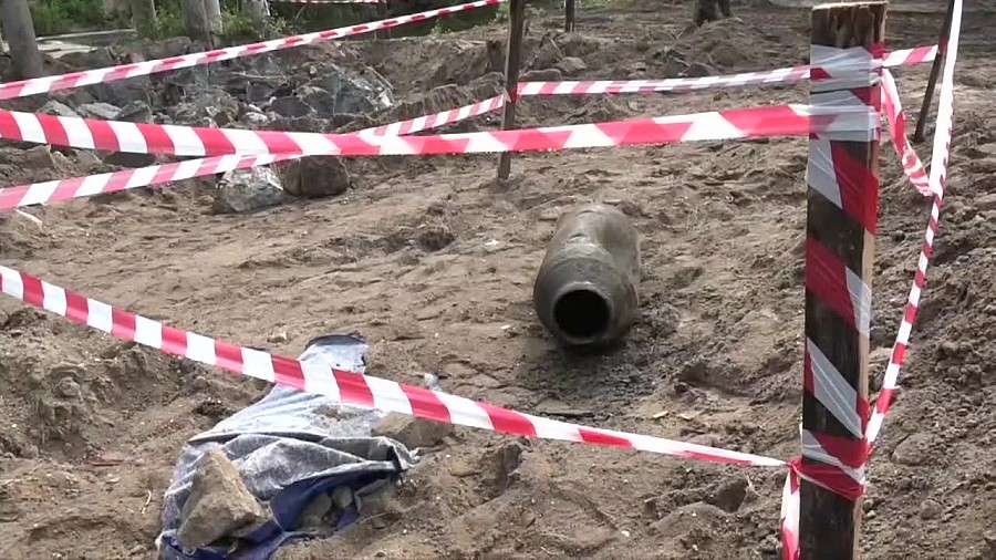 Na budowie mostu na Kwisie znaleziono ćwierćtonową bombę. Saperzy ją usunęli