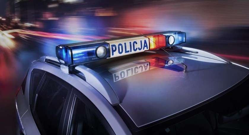 Policjanci uratowali życie kobiecie
