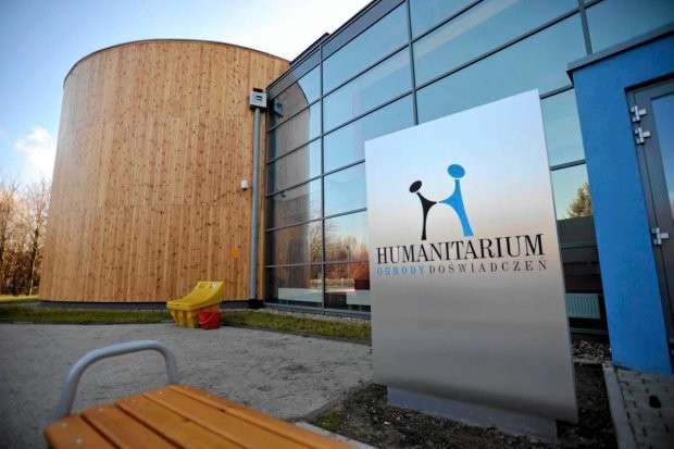 Mix warsztatów tematycznych z doświadczeniami w HUMANITARIUM!